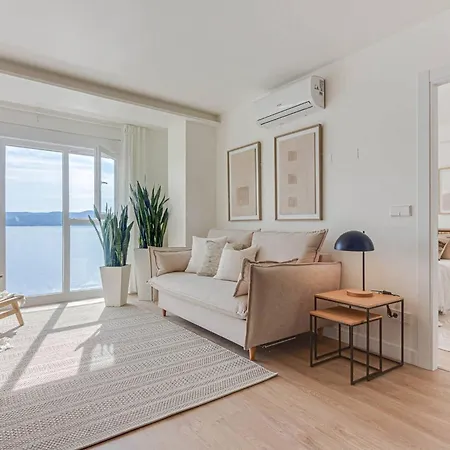 Blue Ocean Deluxe Apartment Sanxenxo